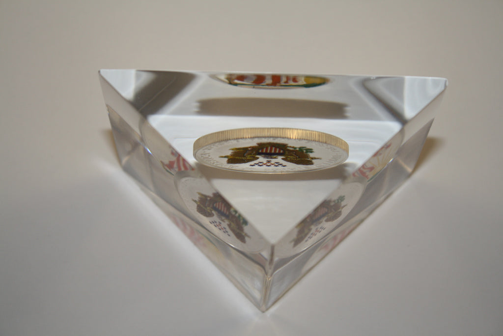 2001 American Silver Eagle 1 oz COLORIZED Coin Lucite Paperweight Triangular